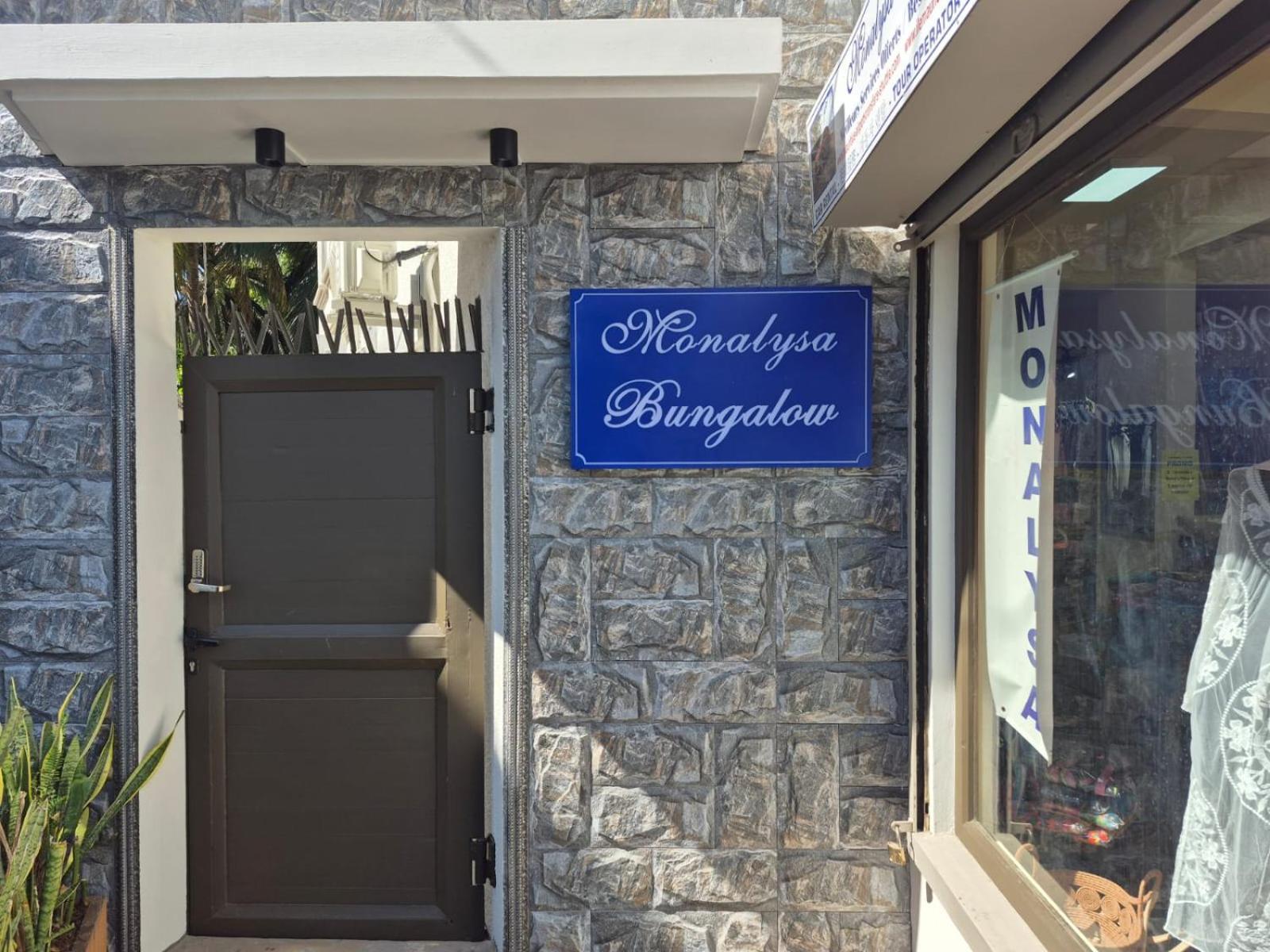 Monalysa Holidays Grand Bay Exteriér fotografie